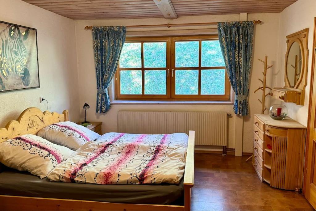 Romantisches Alpenchalet - Mit Sauna Und Kamin - Ruhig Und Zentral باد تولز المظهر الخارجي الصورة