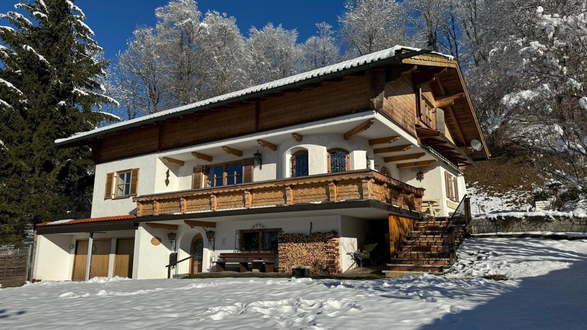 Romantisches Alpenchalet - Mit Sauna Und Kamin - Ruhig Und Zentral باد تولز المظهر الخارجي الصورة
