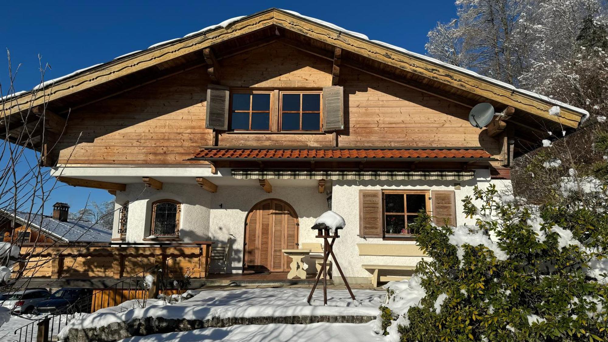 Romantisches Alpenchalet - Mit Sauna Und Kamin - Ruhig Und Zentral باد تولز المظهر الخارجي الصورة